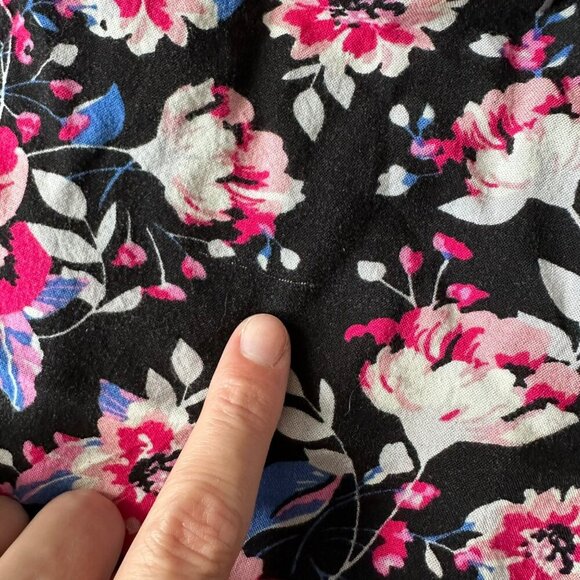 Torrid Floral Print Sundress Size 3 Black & Pink Flowers Adjustable Straps - Picture 5 of 9